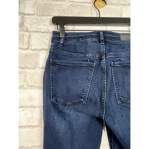 Express Perfect Curve High Rise Legging Dark Wash Blue Jeans - Picture 12 of 13